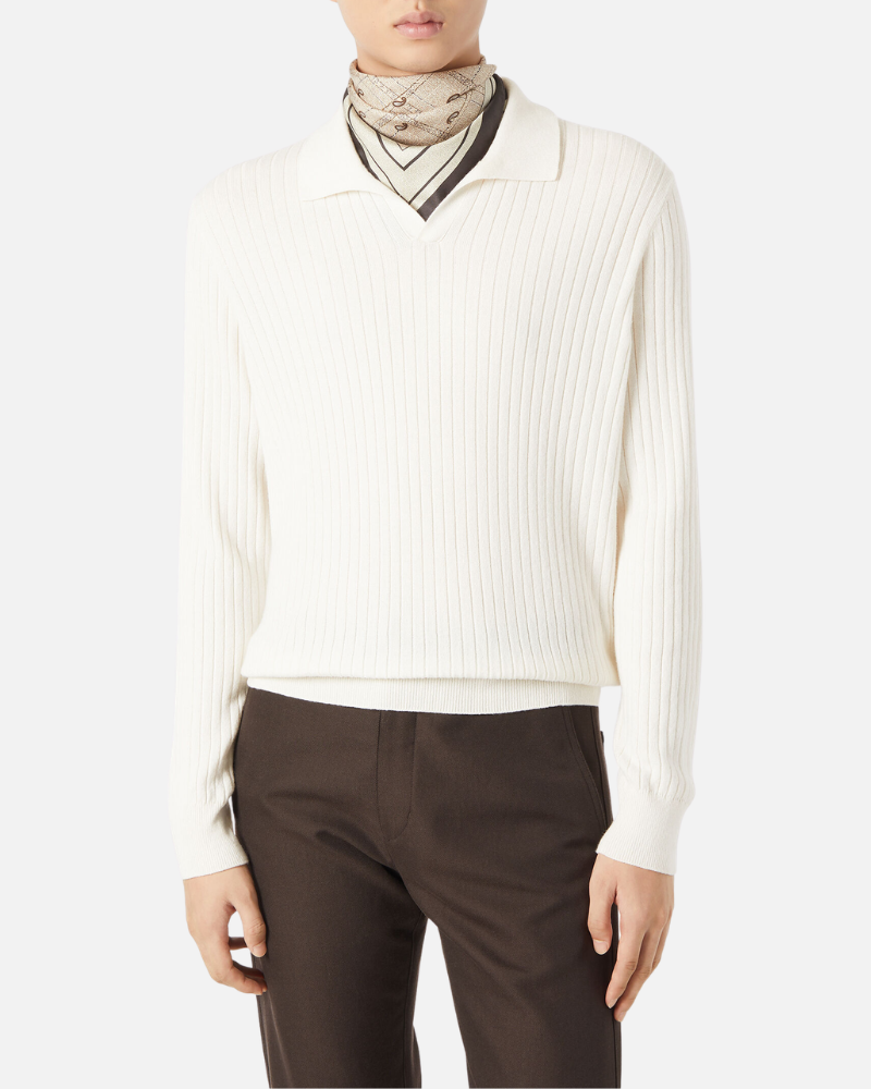 POLO À COL EN V STYLE OLD MONEY