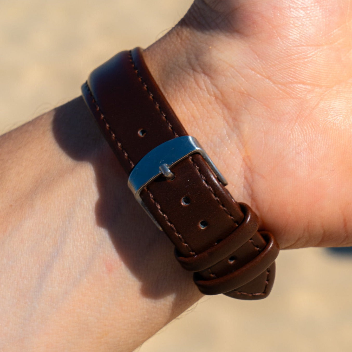 OLD MONEY Round Watch - WEAR OLD MONEY